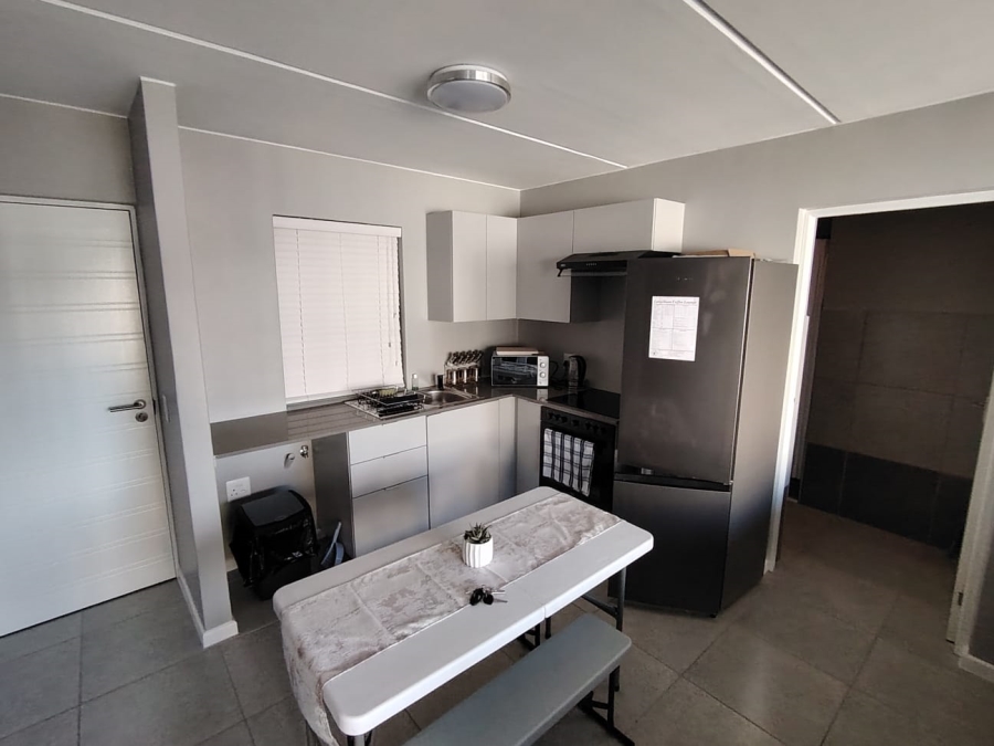 To Let 2 Bedroom Property for Rent in Mykonos Western Cape